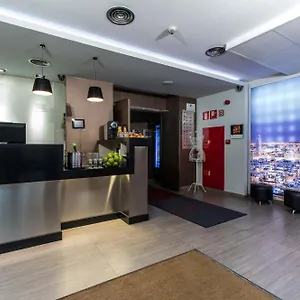 Отель Leonardo Boutique Sagrada Familia, Барселона