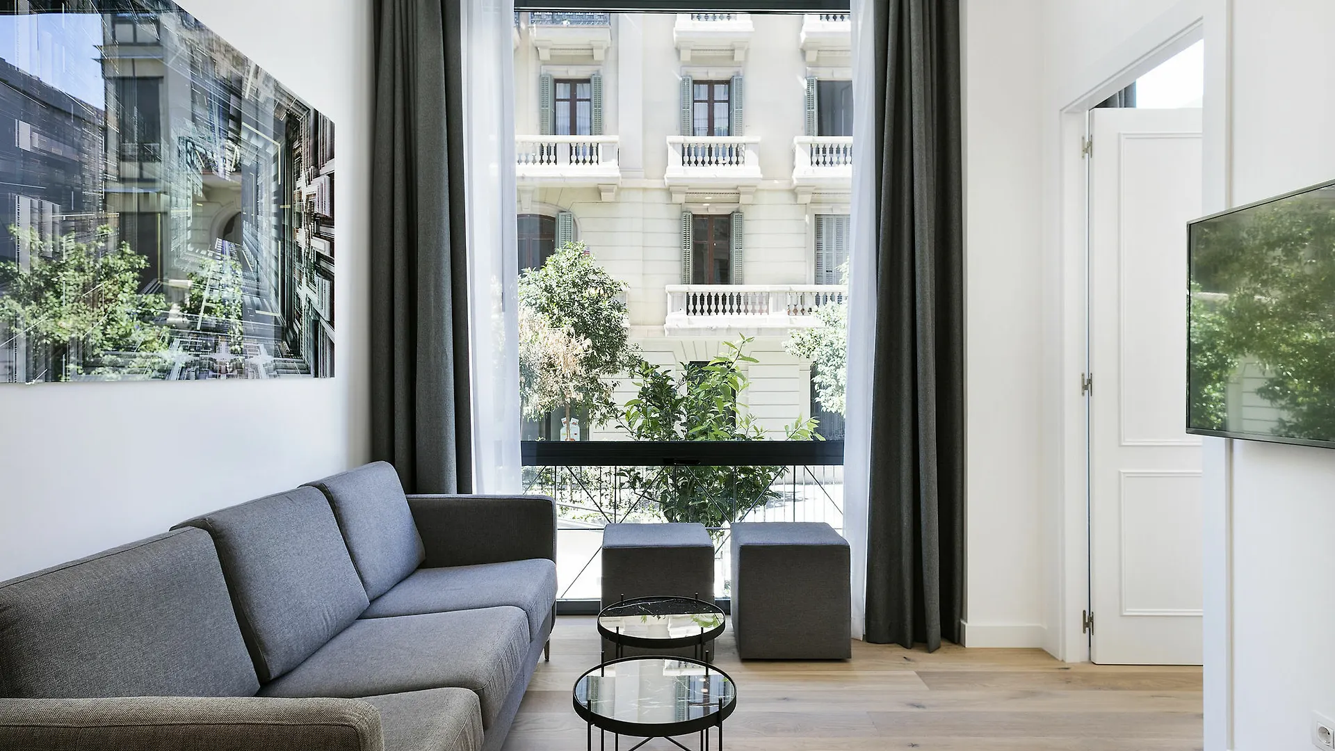 **** Aparthotel Murmuri Residence Mercader Barcelona Spain